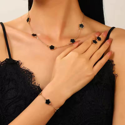 Lucky Five Clover Set