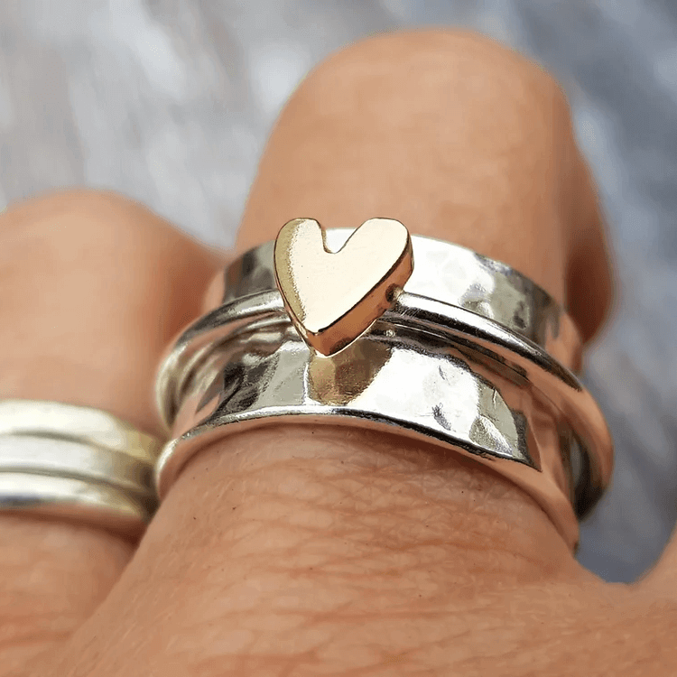 Heartbeat Ring